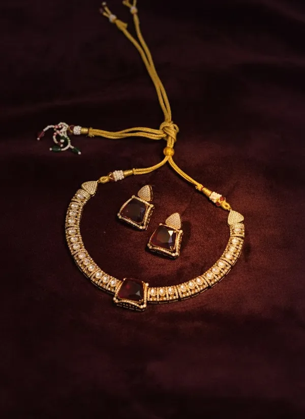 Gold_Brass_Necklace_Set_For_Women